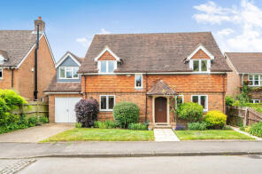 2, Dever Close, Winchester SO21 3SR