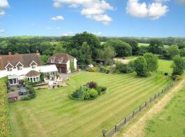 Holly Cottage, Bradshott Lane, Blackmoor, Liss GU33 6DD