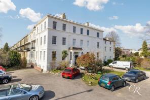 16, Montpellier Court, Lansdown Road, Cheltenham GL50 2HT