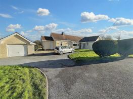 Cefnglas, Heol Smyrna, Llangain, Carmarthen SA33 5AB
