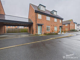 39, Axtell Way, Aylesbury HP22 3AR