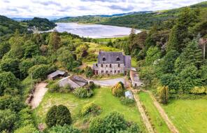 Stonefield House, C23 Glenakil Road, Tarbert PA29 6XY