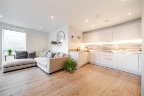 Flat 3, 4a Harrington Apartments, Bruce Grove, Orpington BR6 0HF