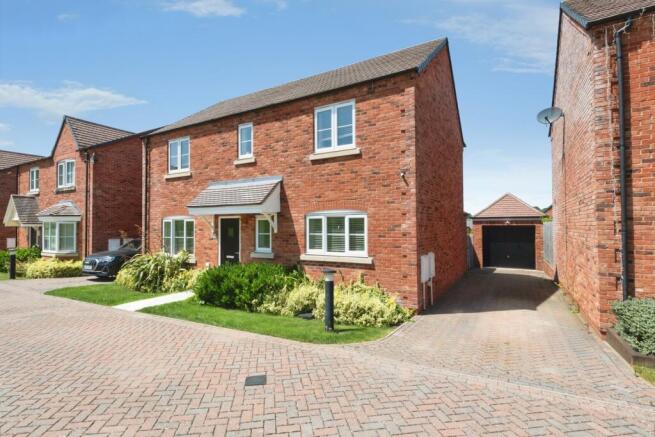 pbox-IMG.jpg