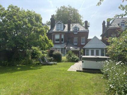 London Road, Canterbury, CT2