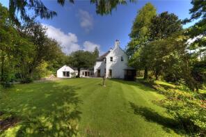Gardeners Cottage, A83t At Stonefield From Oakdean To South Lodge, Tarbert PA29 6YL