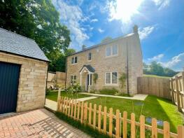 14, Hawthorne Close, Harrogate HG3 3FA