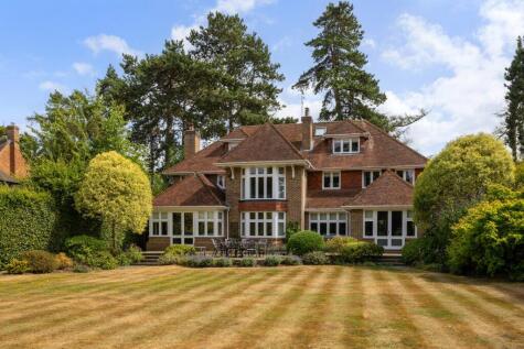 Cross Lane, East Common, Harpenden, Hertfordshire