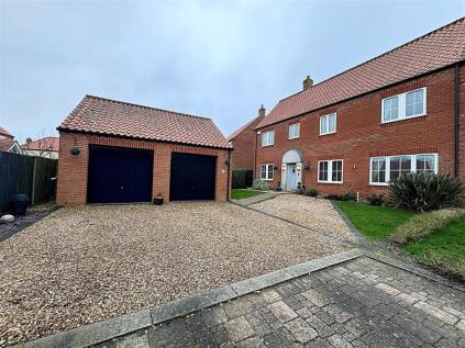 Golf Course Lane, Waltham, Grimsby, N.E. Lincs, DN37 0JN