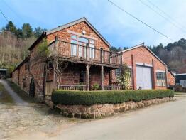 Hopton House, Hopton, Nesscliffe SY4 1DG