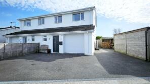 4a Cartref, Trevance Park, Par PL24 2PY