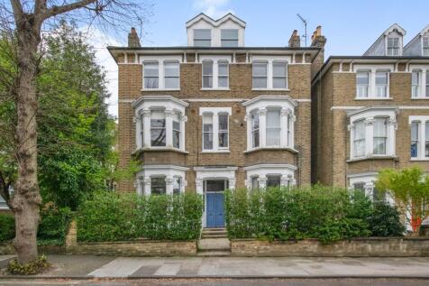 Cardigan Road,
Richmond, TW10