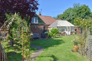 Ashdown Lodge, Front Street, Barnby, Barnby In The Willows NG24 2SA
