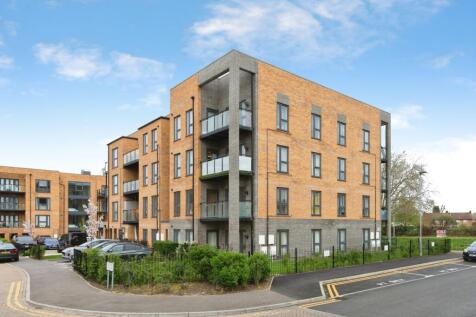 Lance Street, Rainham, RM13