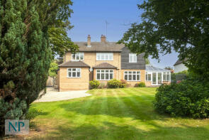 Delfan, Colchester Road, Colchester CO6 2BX