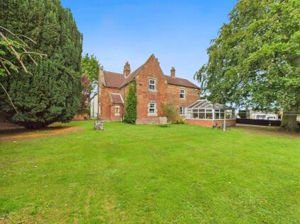 Main Road, Utterby, Louth