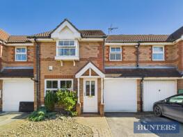 8, Huzzard Close, Beverley HU17 8YG