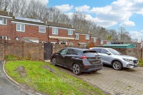 72, Woodsedge, Waterlooville PO7 8PT