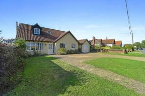 Cumnock House, Debenham Road, Crowfield IP6 9TD
