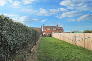 11, School Lane, Rockland St. Mary, Rockland St Mary NR14 7EU