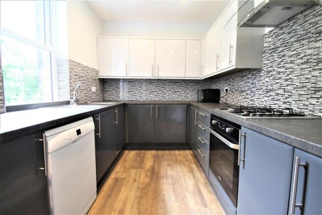kitchen 3.jpg