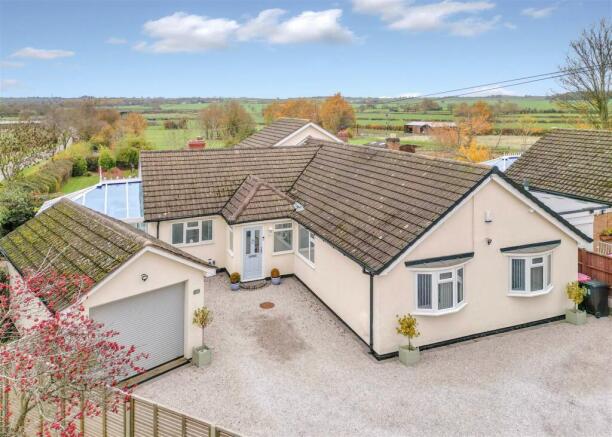 100 Austrey Road, Warton
