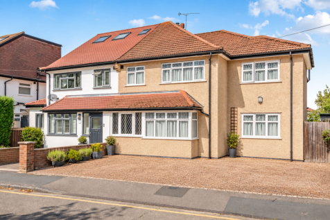 Horsley Close, Epsom, KT19