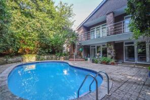 Woodsview, Youngwoods Way, Alverstone Garden Village, Sandown PO36 0HE