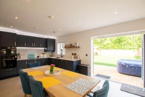 12, Hobart Way, Deddington OX15 0AH