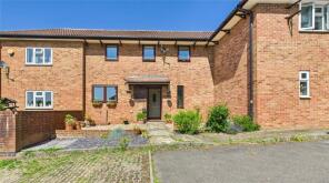 6, Hutton Close, Windlesham GU20 6DN