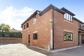 Flat 7, Aston House, Portsmouth Road, Ripley GU23 6EW