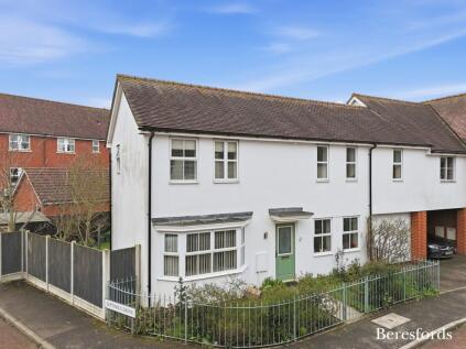 Septimus Drive, Highwoods, CO4