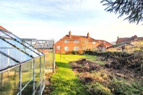 2, Whitefields, Norwich Road, Saxlingham Nethergate NR15 1TP