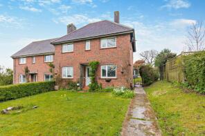 26, Medway, Turners Hill RH10 4NR