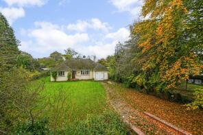 Myowna Lodge, The Street, Brook TN25 5PE