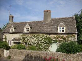10 Iveson Cottage, Main Village Street Ampney St Peter, Cirencester GL7 5SH