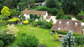 Vine Cottage, Beacon Hill Road, Ewshot, Farnham GU10 5BZ