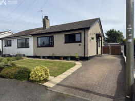 32, Tyn Cwrt Estate, Brynsiencyn, Llanfairpwllgwyngyll LL61 6LJ
