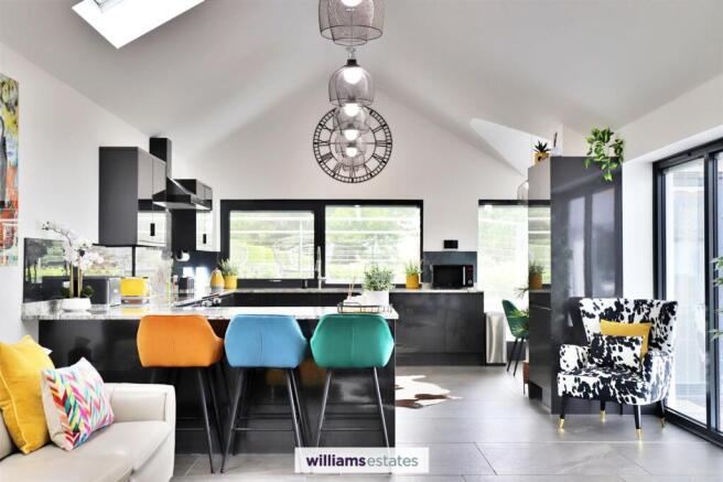 Open Plan Living / Kitchen