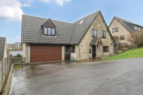 Heazle Place, Stroud, GL5