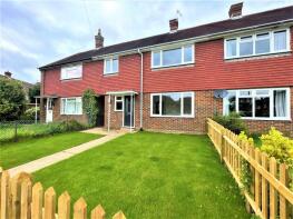 16, Millfield, Battle TN33 9JZ