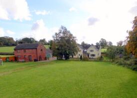 Flash Farm, Uttoxeter Road, Milwich, Stafford ST18 0EQ
