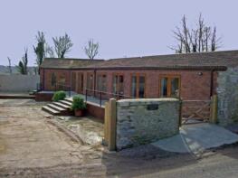 New Corner House, Bullplace Bridge Road, Stathe, Bridgwater TA7 0JL