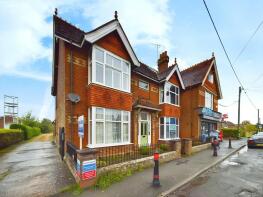 4, Woodlawn, High Street, Partridge Green RH13 8HR