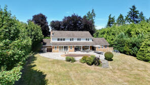 Lion House, Martinsend Lane, Great Missenden HP16 9BH