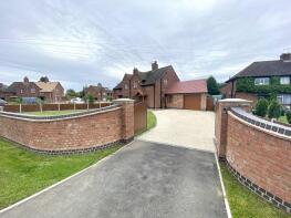 34, Charles Lakin Close, Coventry CV7 9LB