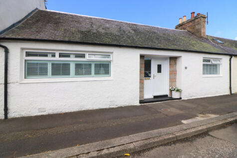 Newton Street, Crosshill, KA19