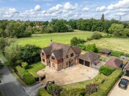 Rommat, Warbrook Lane, Eversley, Hook RG27 0QP