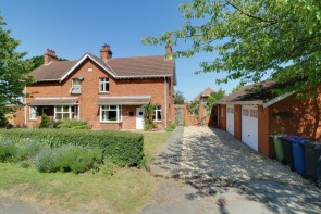 2, Eardley Cottages, Holton Road, Nettleton, Market Rasen LN7 6AW