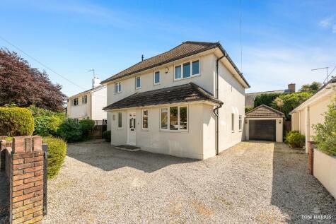 St. Margarets Avenue, Christchurch, Dorset, BH23